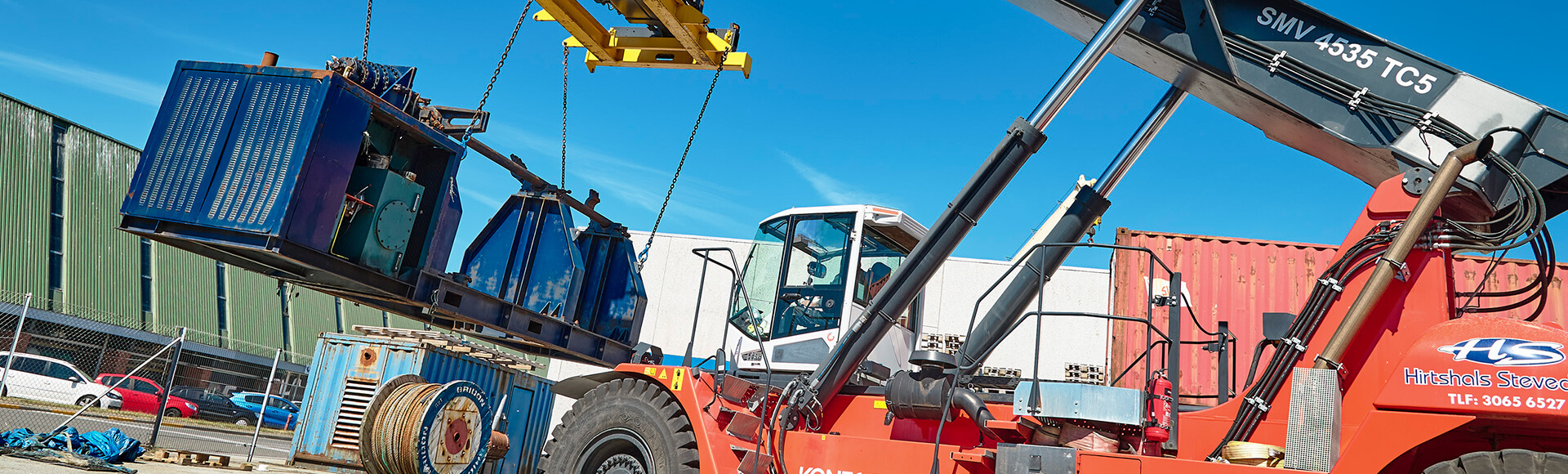 Hirtshals Stevedore vælger nyere brugt reachstacker