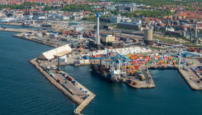 Helsingborg Havn vælger elektriske Terberg YT203 EV terminaltraktorer
